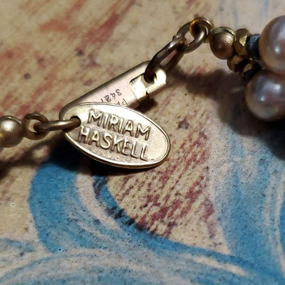 Rare vintage Miriam Haskell 3-strand necklace - Picture 4 of 11